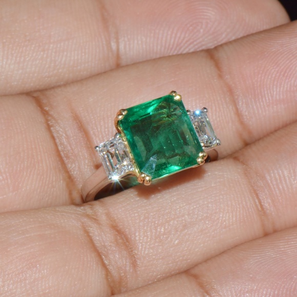 GIA CERTIFIED NATURAL 5.32CTS VS E DIAMOND GREEN EMERALD PLATINUM 18K GOLD RING - Picture 7 of 15